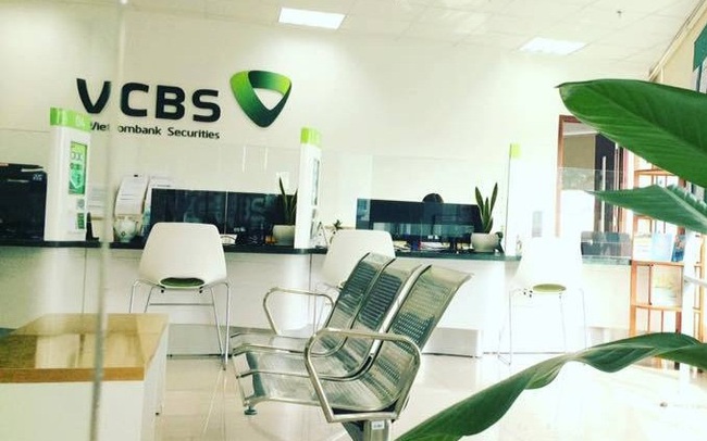 Chứng khoán Vietcombank (VCBS): LNST cả năm 2021 đạt 586 tỷ đồng, gấp hơn 2 lần so với cùng kỳ năm trước