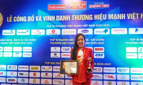 Techcombank được vinh danh top 10 thương hiệu mạnh Việt Nam 2021