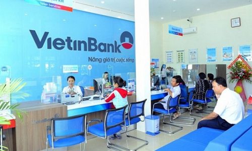 Bloomberg: Manulife muốn có thỏa thuận bancassurance với VietinBank, có thể phải chi vài trăm triệu USD