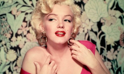 Marilyn Monroe: Mỹ nhân ngớ ngẩn, nông cạn hay một tâm hồn thiếu thốn tình yêu thương luôn cố gắng hoàn thiện bản thân mình?