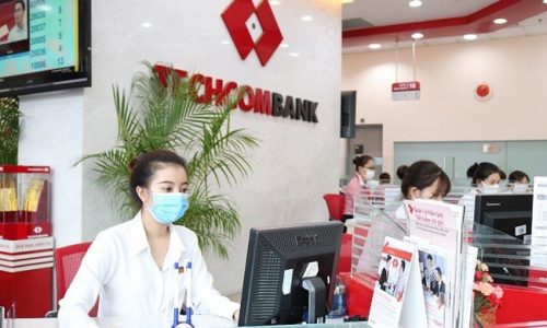 Techcombank tiếp tục chuỗi tăng trưởng doanh thu 18 quý liên tiếp trong bối cảnh khó khăn do ảnh hưởng của dịch bệnh Covid-19