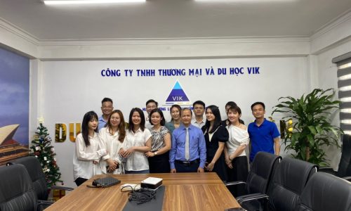 “Quỳnh Huy – Chinh phục du học Hàn Quốc và dẫn đầu chương trình du học Úc cho nợ tiếng Anh tại Du Học Quốc tế VIK”